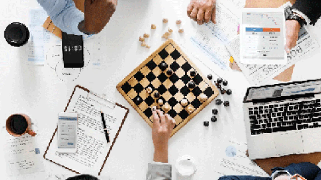 Curso Gratis en español: Estrategia aplicada a negocios