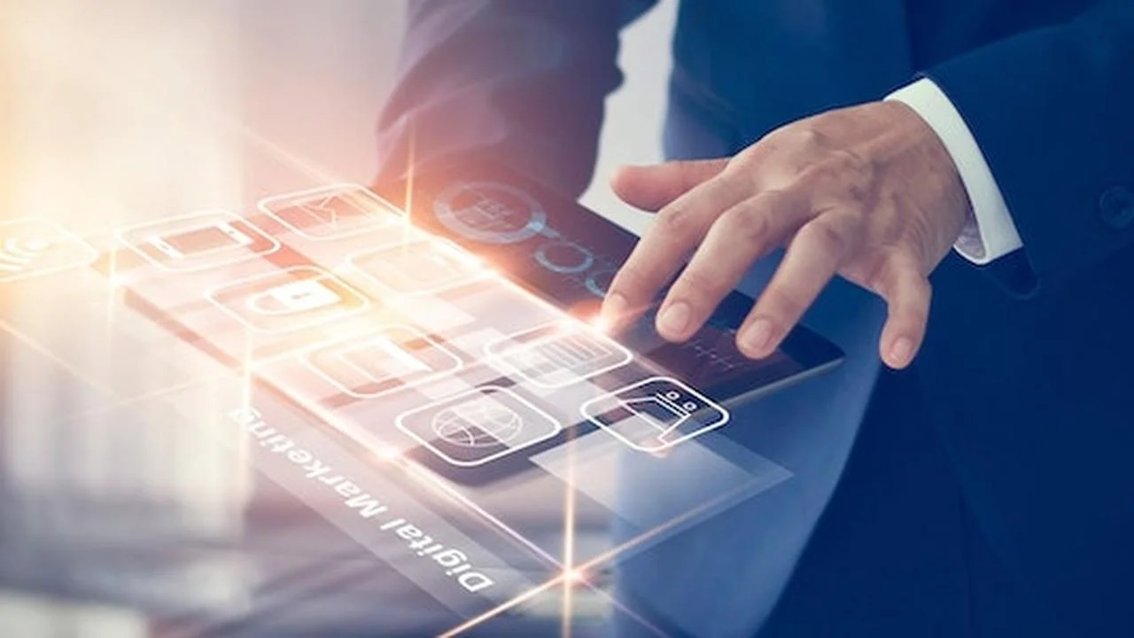 Curso Gratis en español: Conformando tu estrategia digital