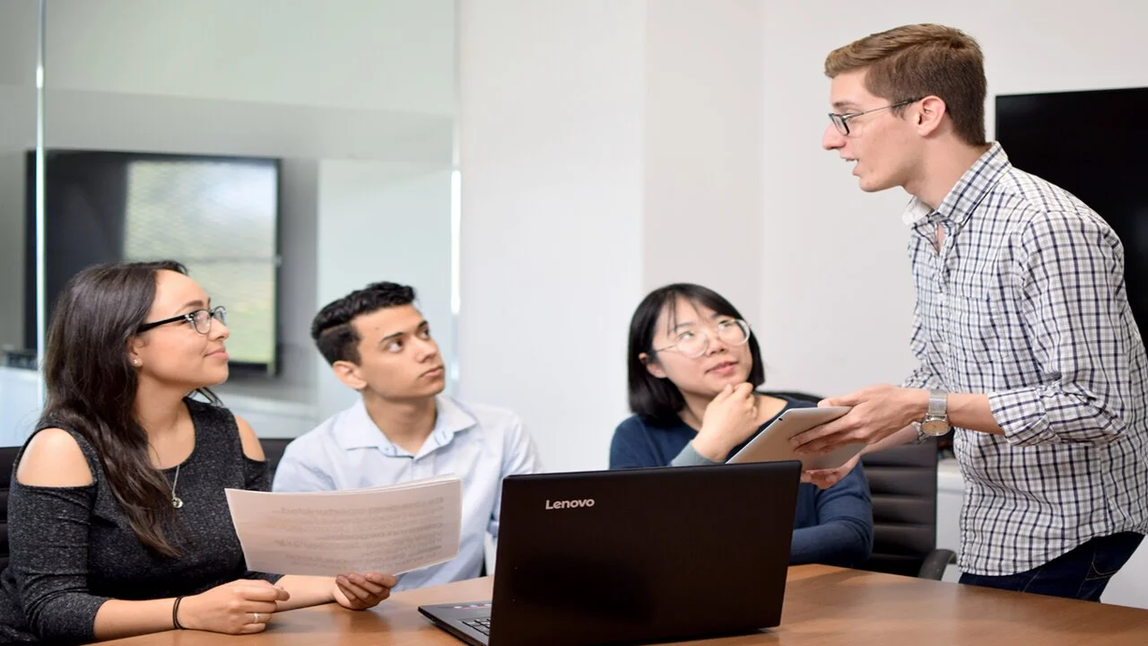 Curso gratis y en línea de Escalamiento exitoso e Innovación en los Negocios