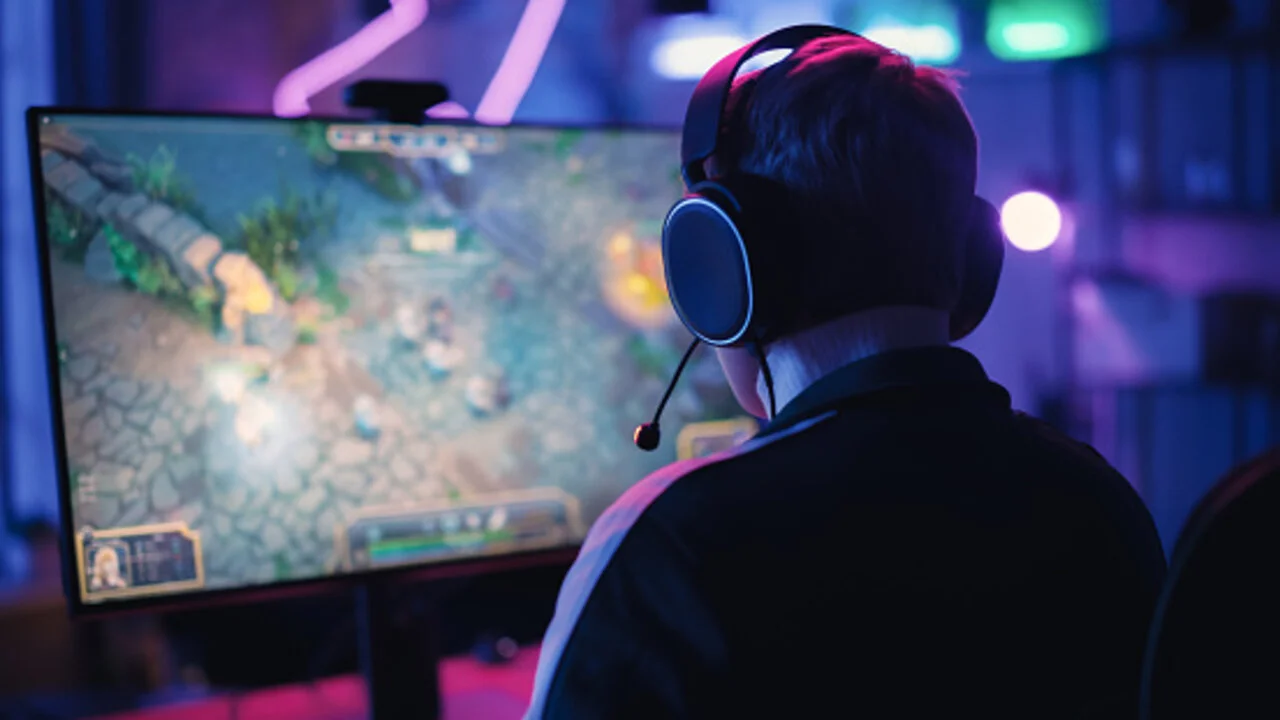 Aprende a crear gameplays espectaculares para Youtube con este curso Gratis de edición